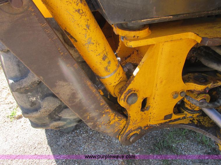 image for item L4049 1991 John Deere 310D backhoe