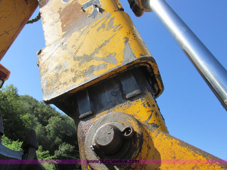 image for item L4049 1991 John Deere 310D backhoe