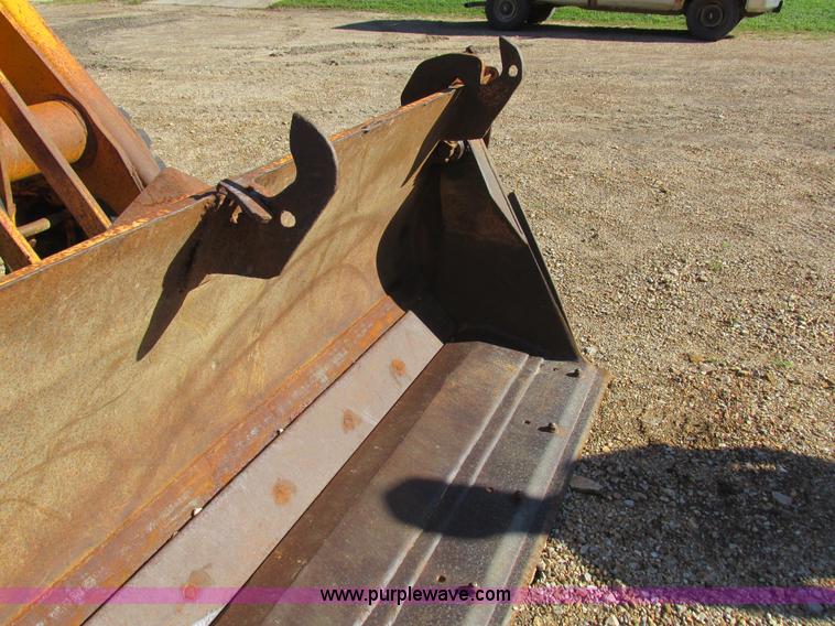 image for item L4049 1991 John Deere 310D backhoe