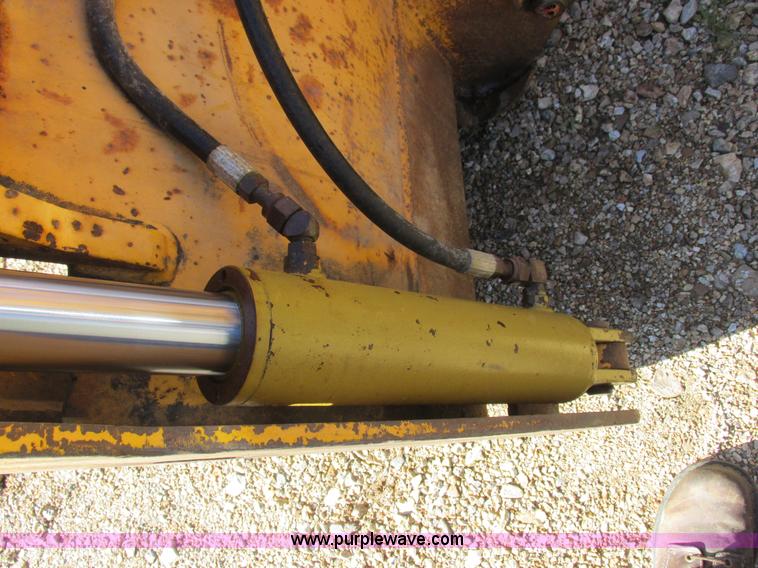 image for item L4049 1991 John Deere 310D backhoe