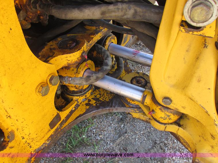 image for item L4049 1991 John Deere 310D backhoe