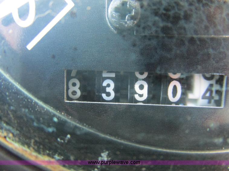 image for item L4049 1991 John Deere 310D backhoe