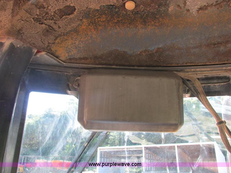 image for item L4049 1991 John Deere 310D backhoe