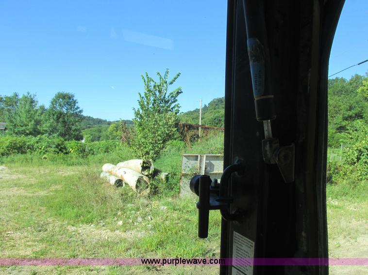 image for item L4049 1991 John Deere 310D backhoe