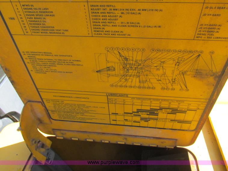 image for item L4049 1991 John Deere 310D backhoe