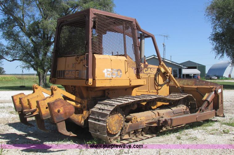 image for item L4050 1989 Case 1550 dozer