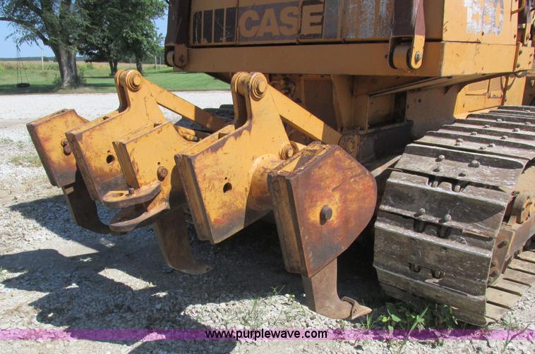 image for item L4050 1989 Case 1550 dozer