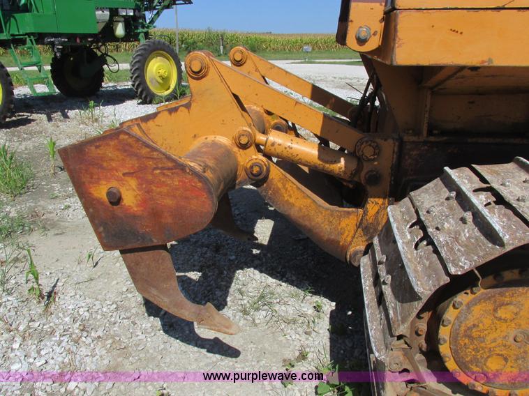 image for item L4050 1989 Case 1550 dozer