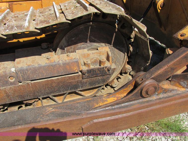 image for item L4050 1989 Case 1550 dozer