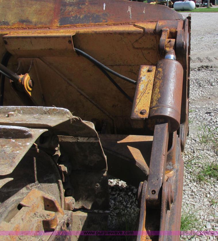 image for item L4050 1989 Case 1550 dozer