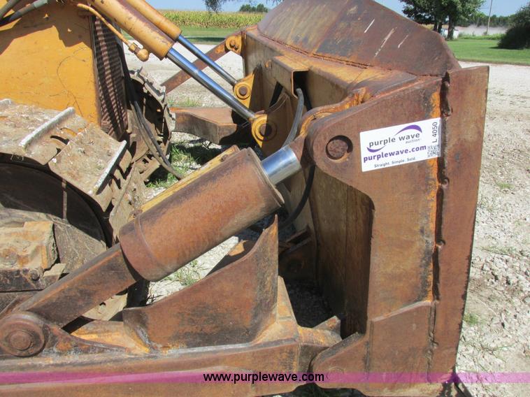 image for item L4050 1989 Case 1550 dozer