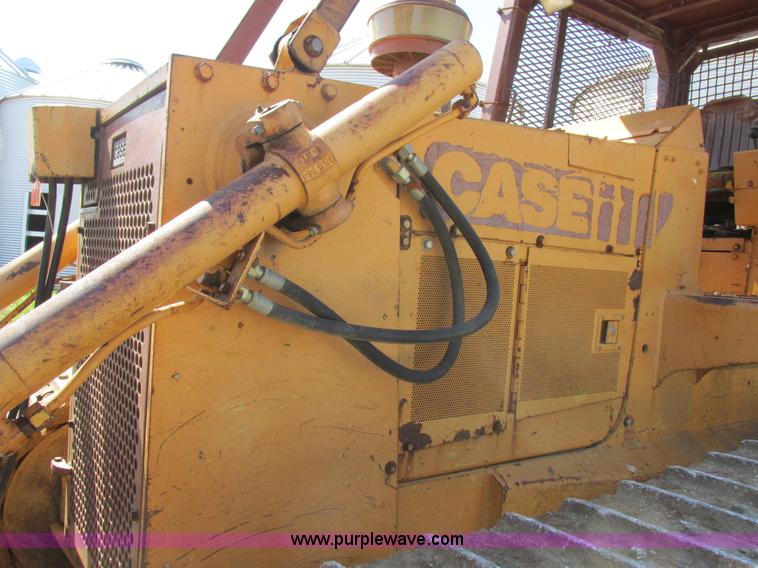 image for item L4050 1989 Case 1550 dozer