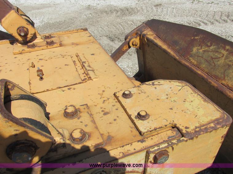 image for item L4050 1989 Case 1550 dozer