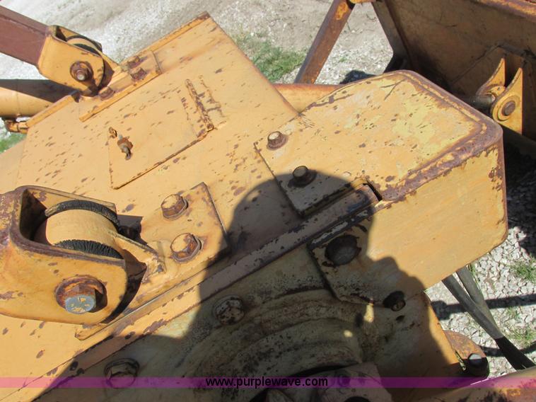 image for item L4050 1989 Case 1550 dozer