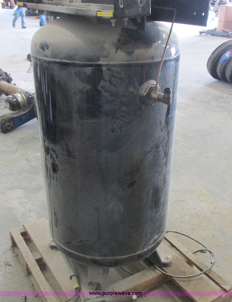 image for item L4066 Air American air compressor