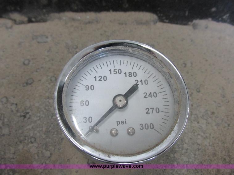 image for item L4066 Air American air compressor