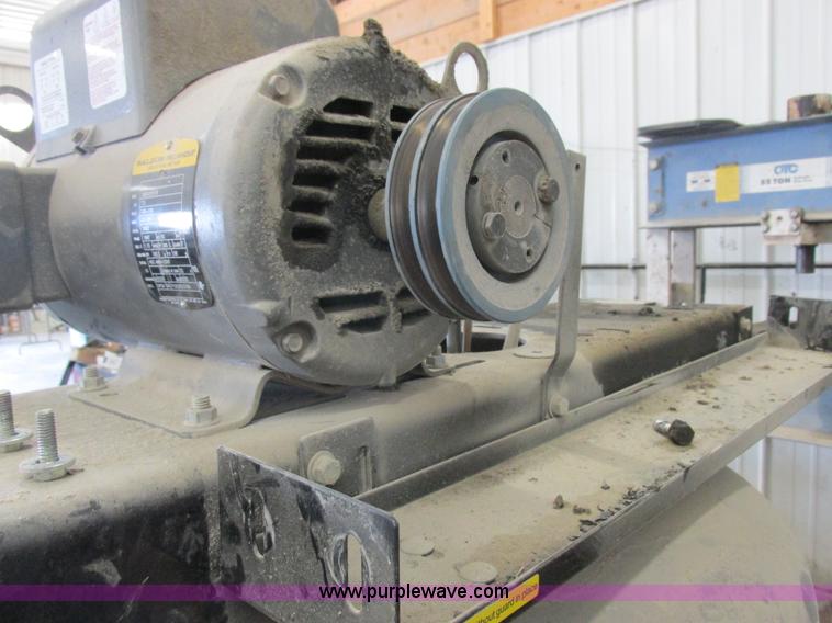 image for item L4066 Air American air compressor