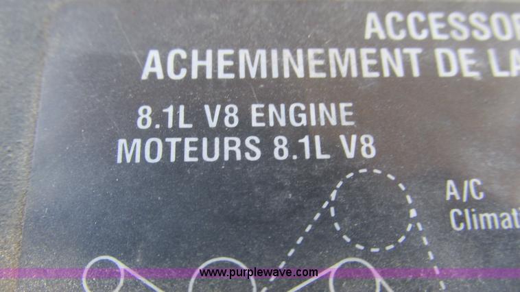 image for item L5252 2002 Chevrolet Silverado 3500HD bucket truck