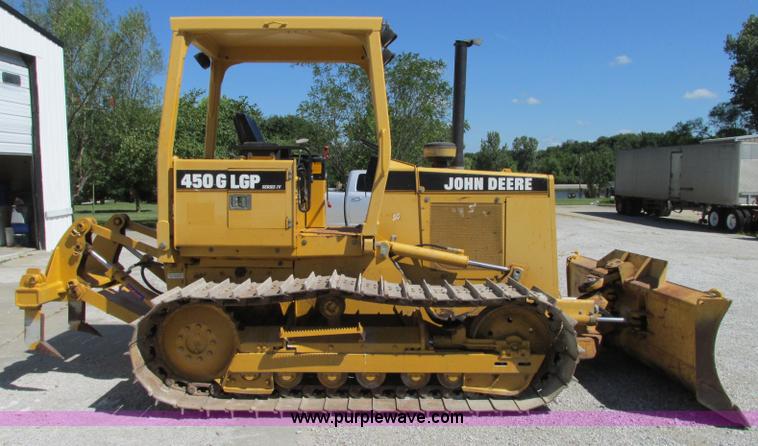 image for item R9371 1997 John Deere 450G LGP dozer