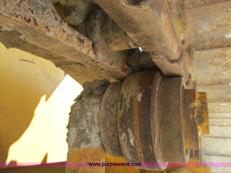 image for item R9371 1997 John Deere 450G LGP dozer