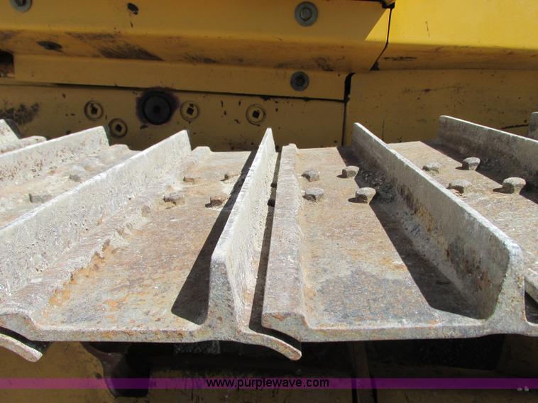 image for item R9371 1997 John Deere 450G LGP dozer