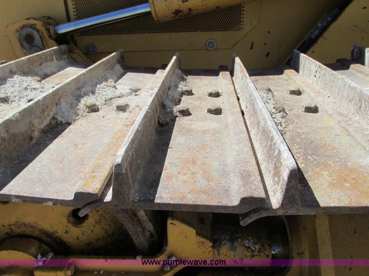 image for item R9371 1997 John Deere 450G LGP dozer