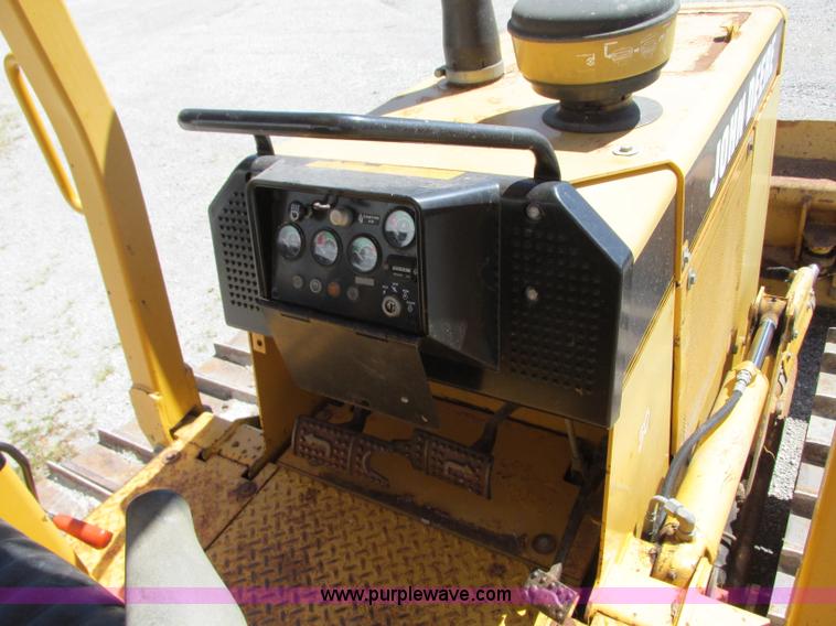 image for item R9371 1997 John Deere 450G LGP dozer