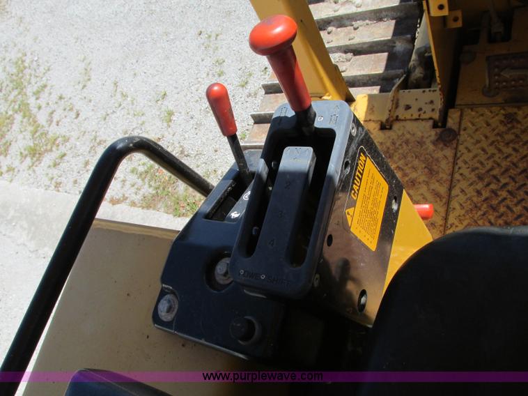 image for item R9371 1997 John Deere 450G LGP dozer