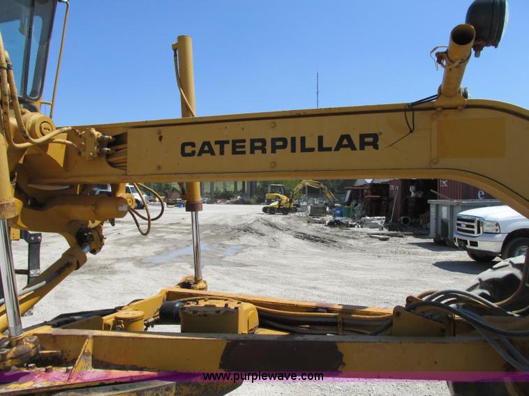 image for item R9422 1979 Caterpillar 140G motor grader