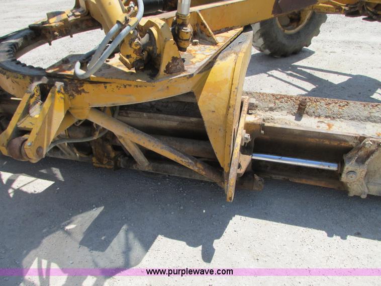 image for item R9422 1979 Caterpillar 140G motor grader