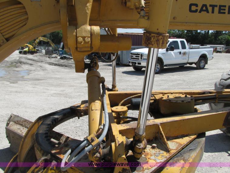 image for item R9422 1979 Caterpillar 140G motor grader