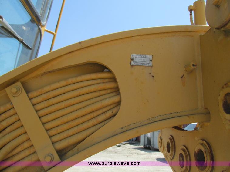 image for item R9422 1979 Caterpillar 140G motor grader