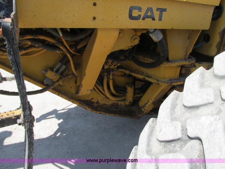 image for item R9422 1979 Caterpillar 140G motor grader