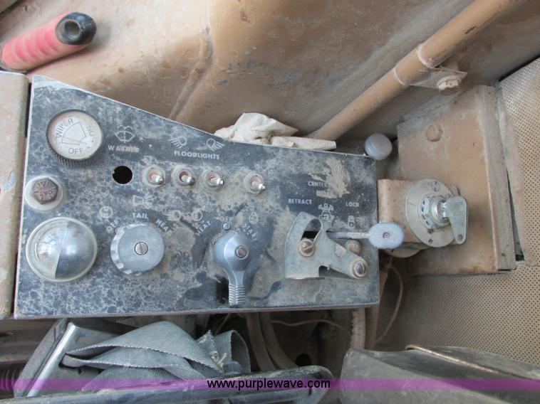 image for item R9422 1979 Caterpillar 140G motor grader