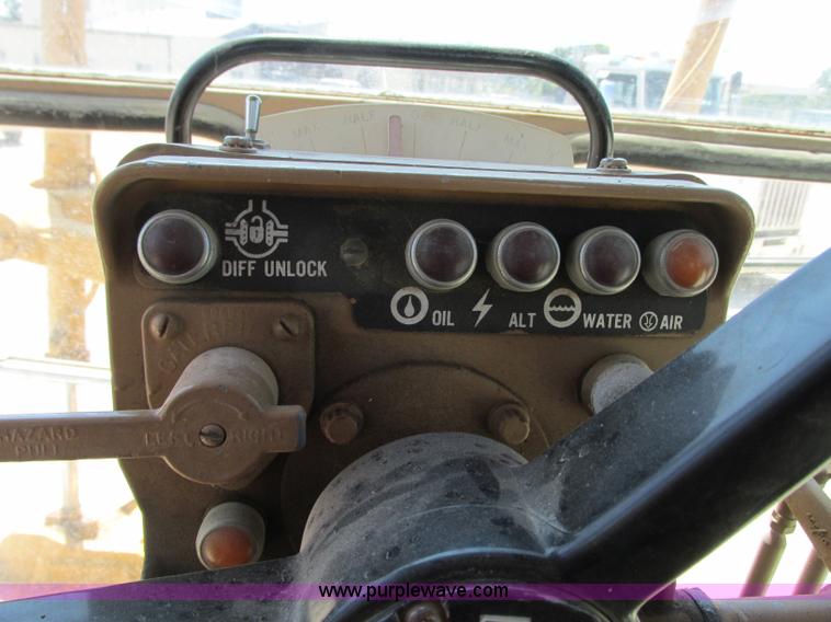 image for item R9422 1979 Caterpillar 140G motor grader