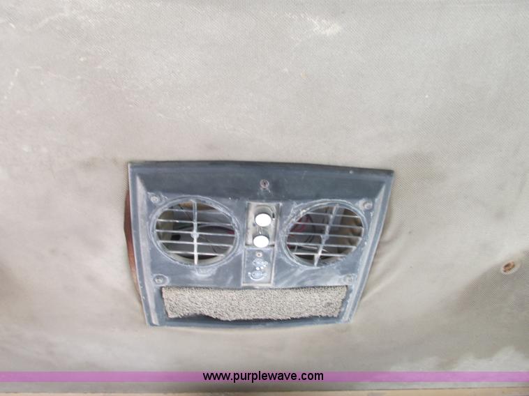 image for item R9422 1979 Caterpillar 140G motor grader