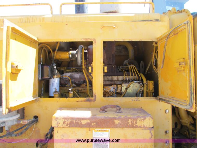 image for item R9422 1979 Caterpillar 140G motor grader