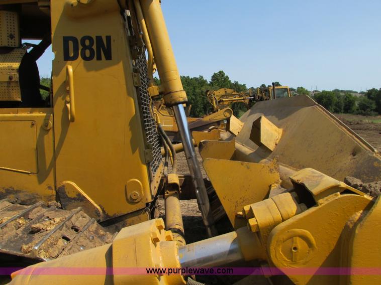 image for item R9455 1987 Caterpillar D8N dozer