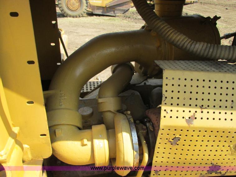 image for item R9455 1987 Caterpillar D8N dozer