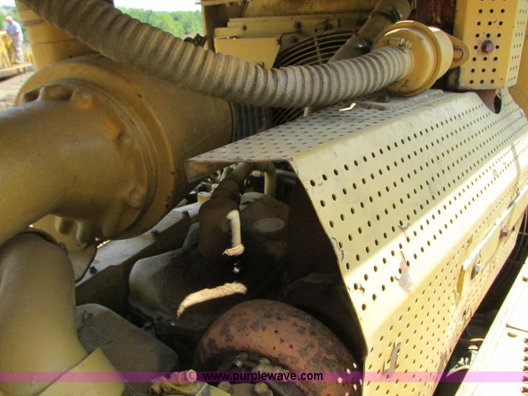 image for item R9455 1987 Caterpillar D8N dozer