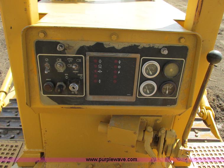 image for item R9455 1987 Caterpillar D8N dozer