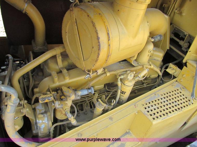 image for item R9455 1987 Caterpillar D8N dozer
