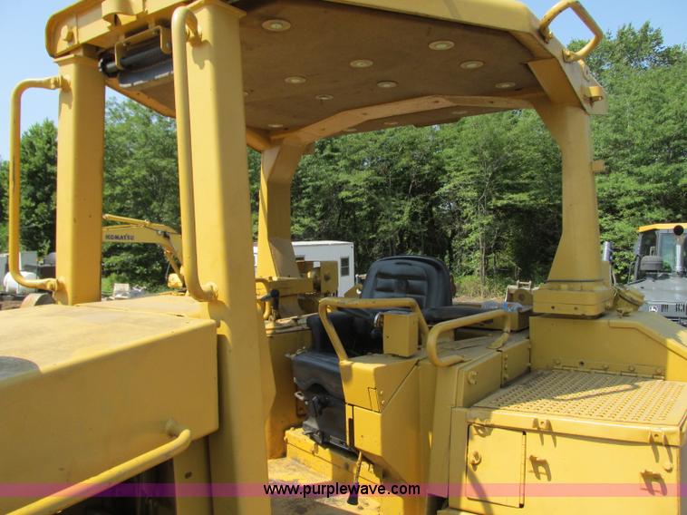 image for item R9455 1987 Caterpillar D8N dozer