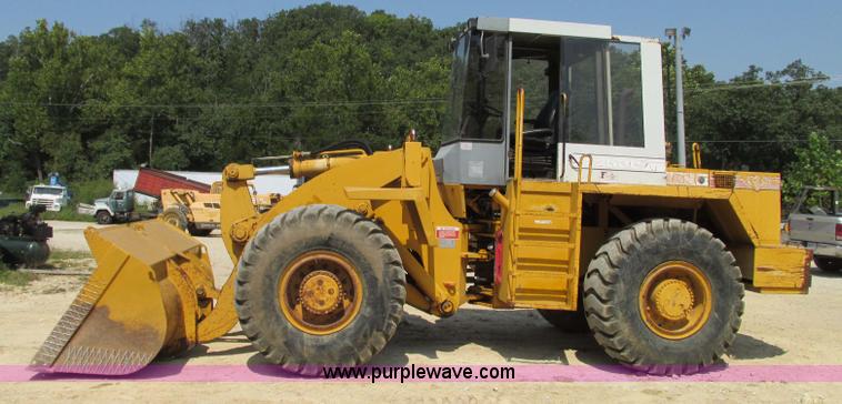 image for item R9456 1991 Trojan L2500 wheel loader