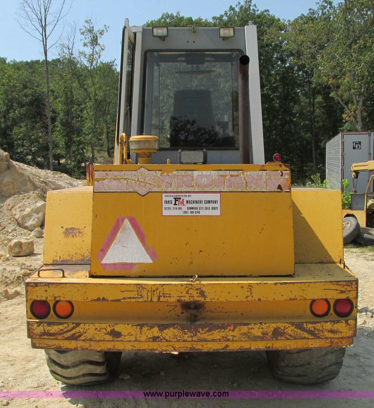 image for item R9456 1991 Trojan L2500 wheel loader