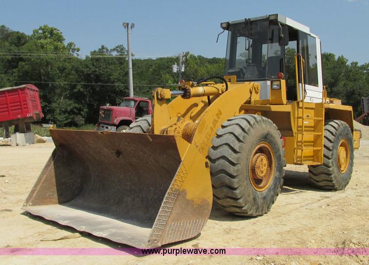 image for item R9456 1991 Trojan L2500 wheel loader