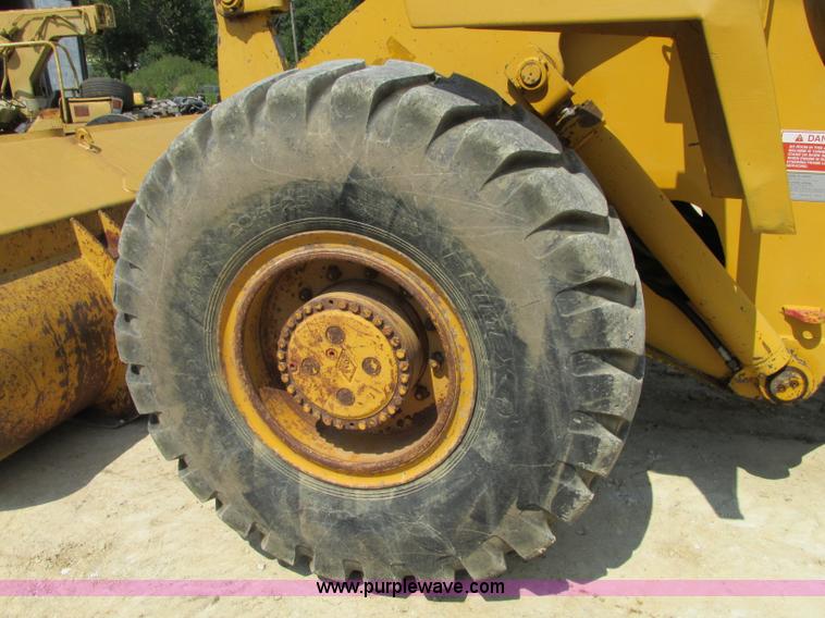 image for item R9456 1991 Trojan L2500 wheel loader