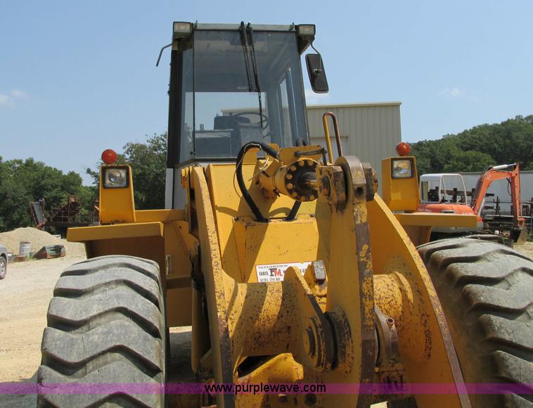 image for item R9456 1991 Trojan L2500 wheel loader
