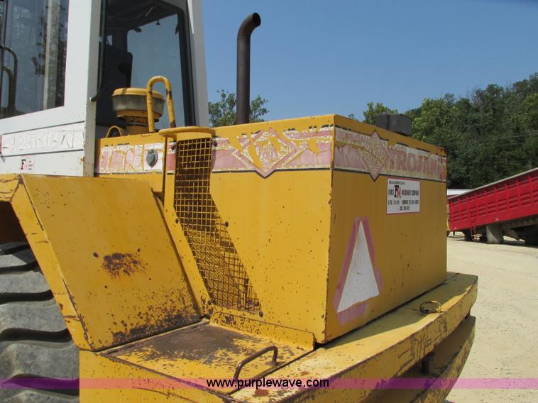image for item R9456 1991 Trojan L2500 wheel loader