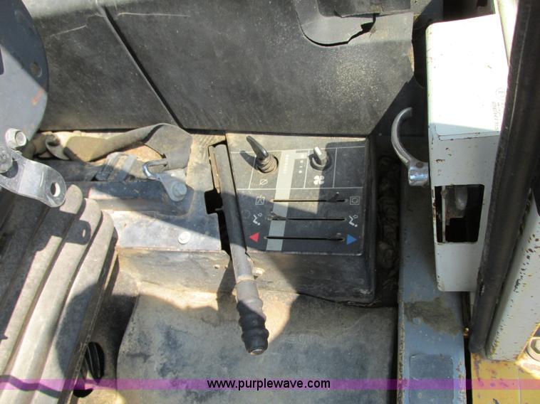 image for item R9456 1991 Trojan L2500 wheel loader